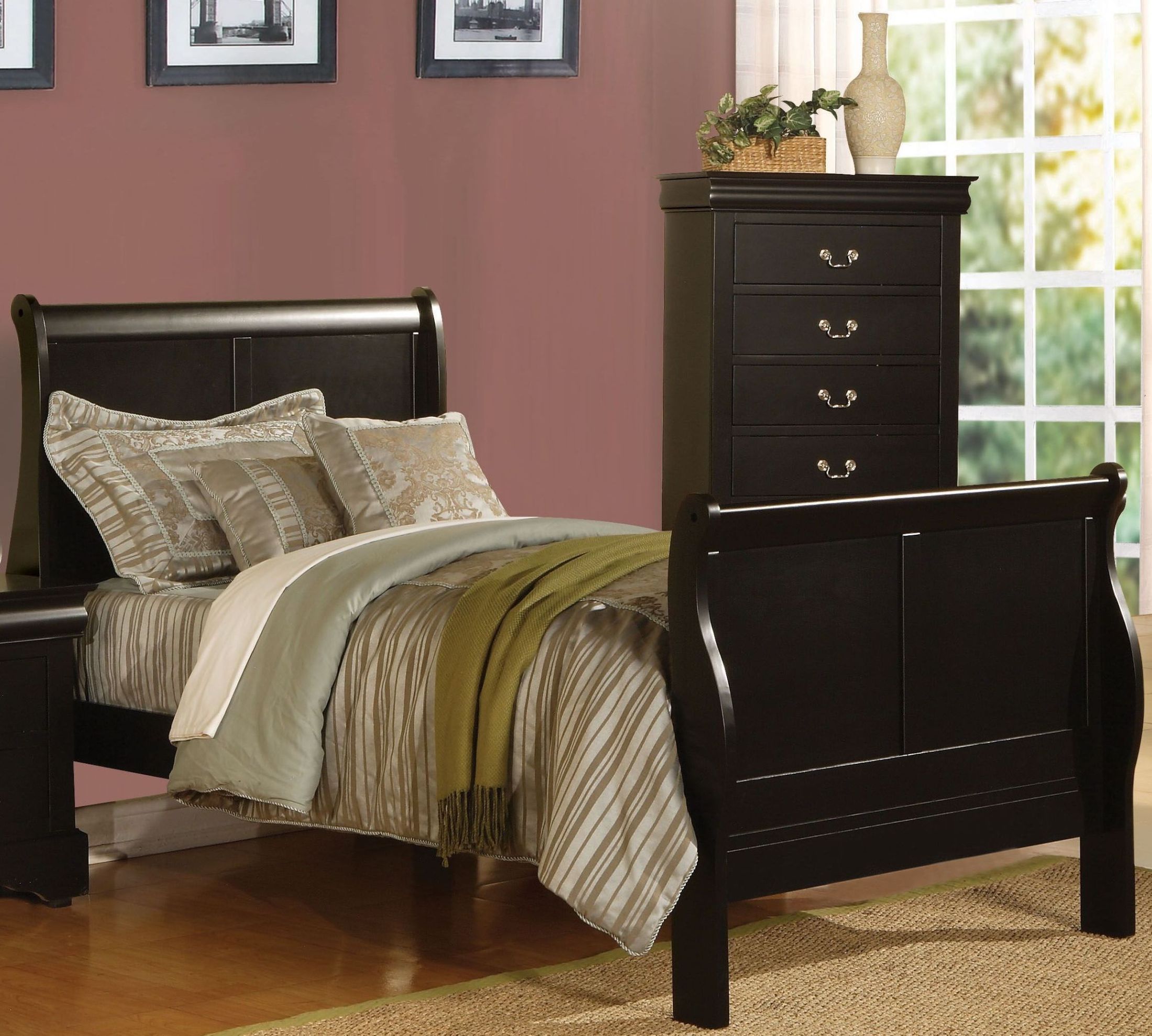 Louis Philippe III Black Queen Sleigh Bed w/Dresser and Mirror