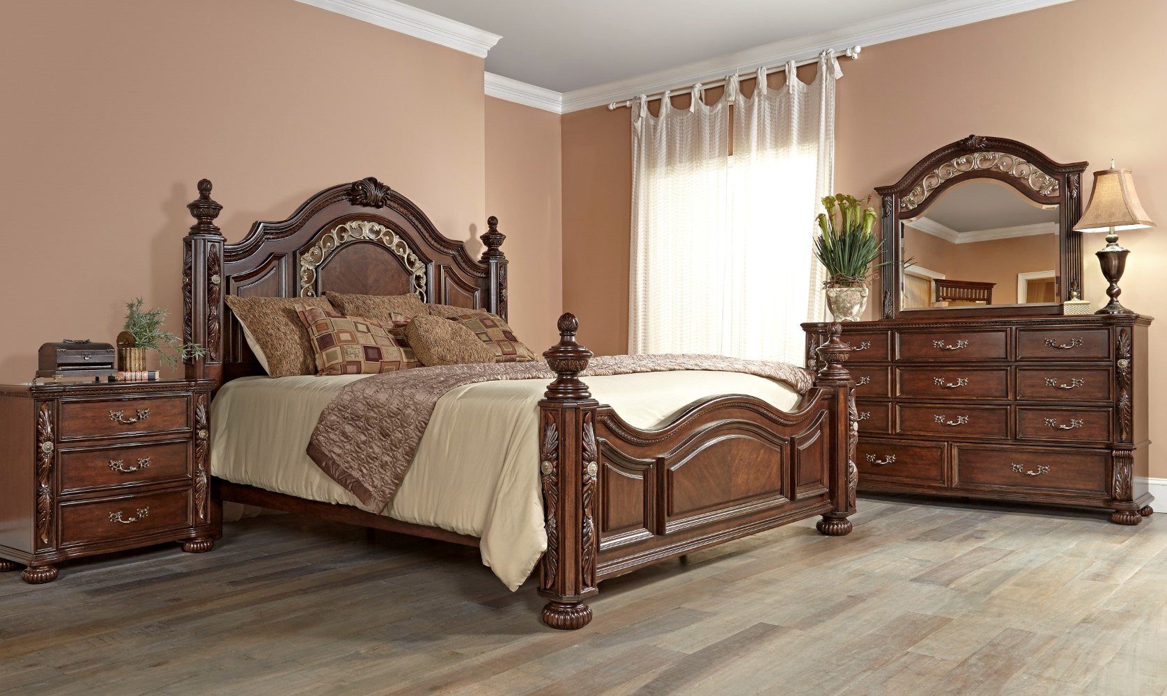 Fairfax Home Furnishings Verona Poster Bedroom Set In Warm Cherry