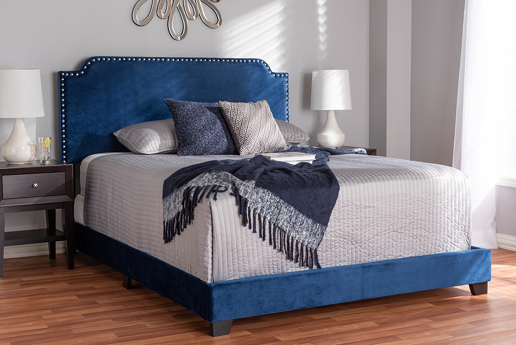 Ishiko III Dark Blue Velvet Eastern King Bed