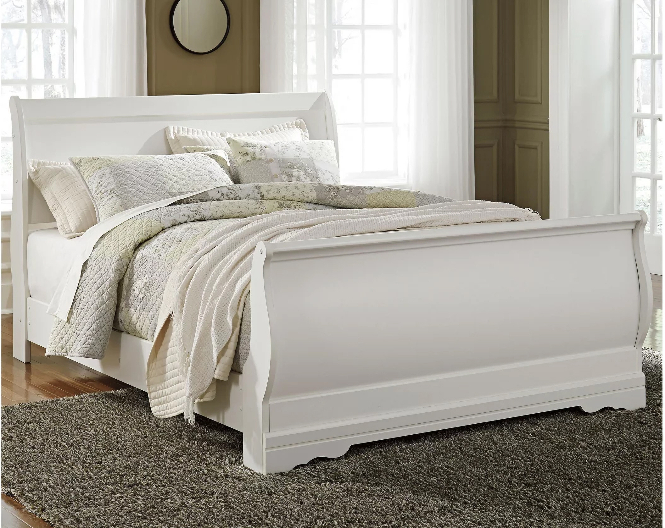 Anarasia White Queen Sleigh Bed by Ashley Furniture | 1StopBedrooms