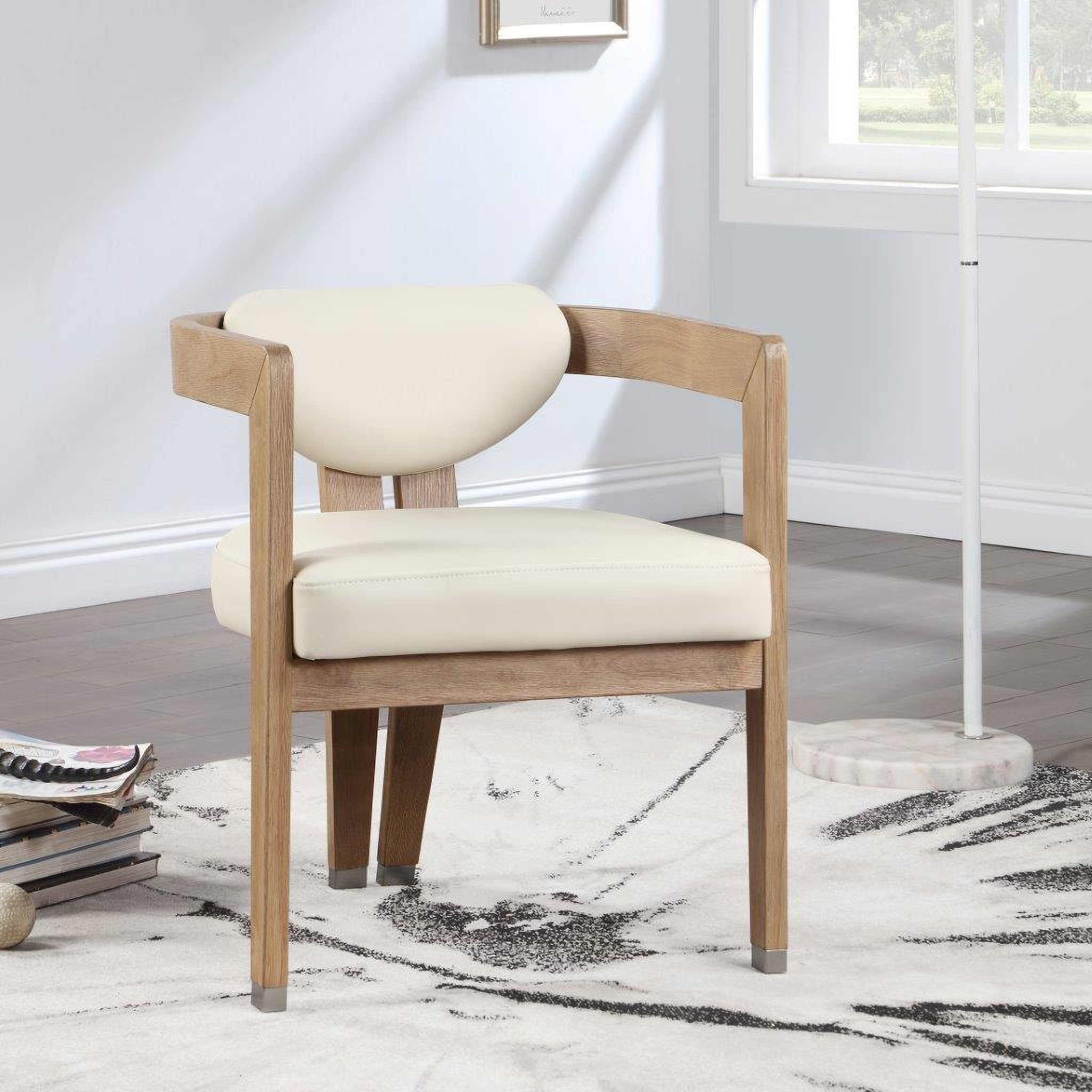 Cream wood 2025 dining chairs