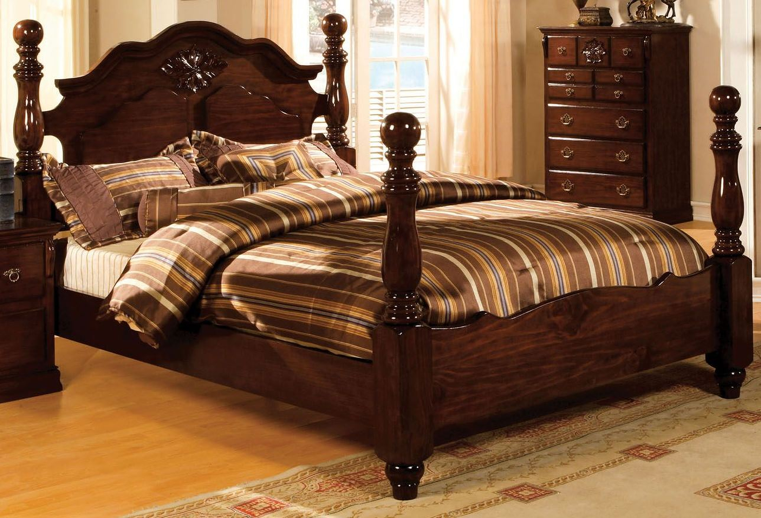 Tuscan II Glossy Dark Pine King Poster Bed by Furniture of America