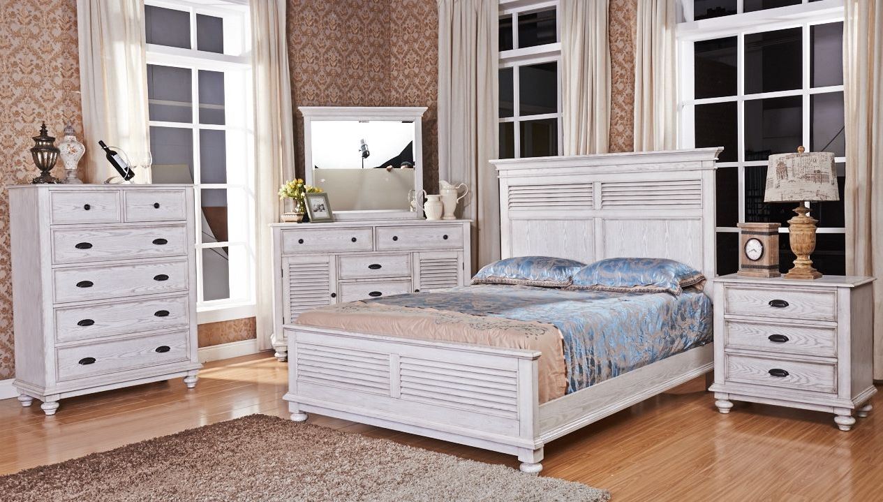 Lakeport Driftwood Panel Bedroom Set