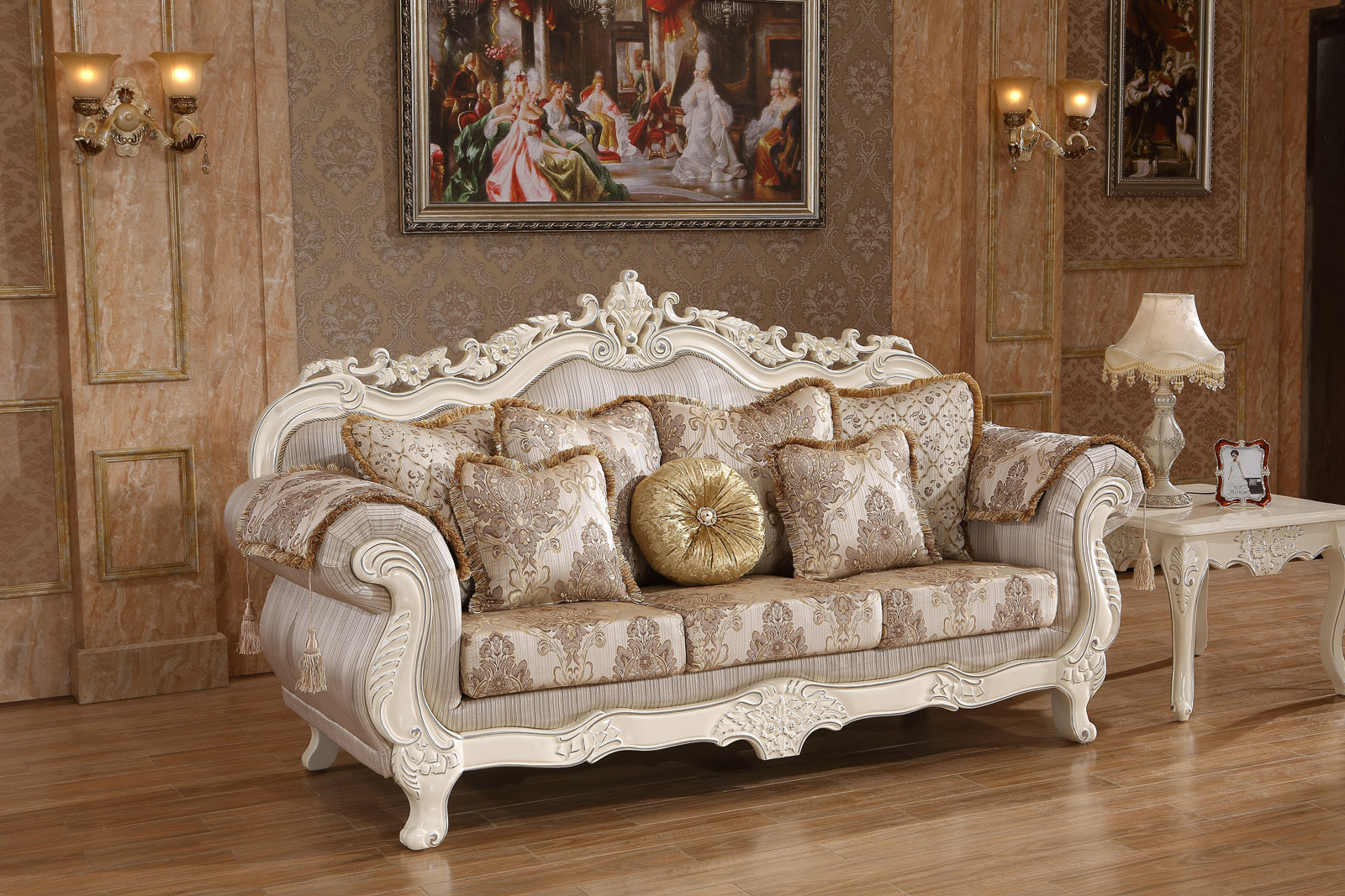 Meridian Serena Sofa In Pearl White 691 S