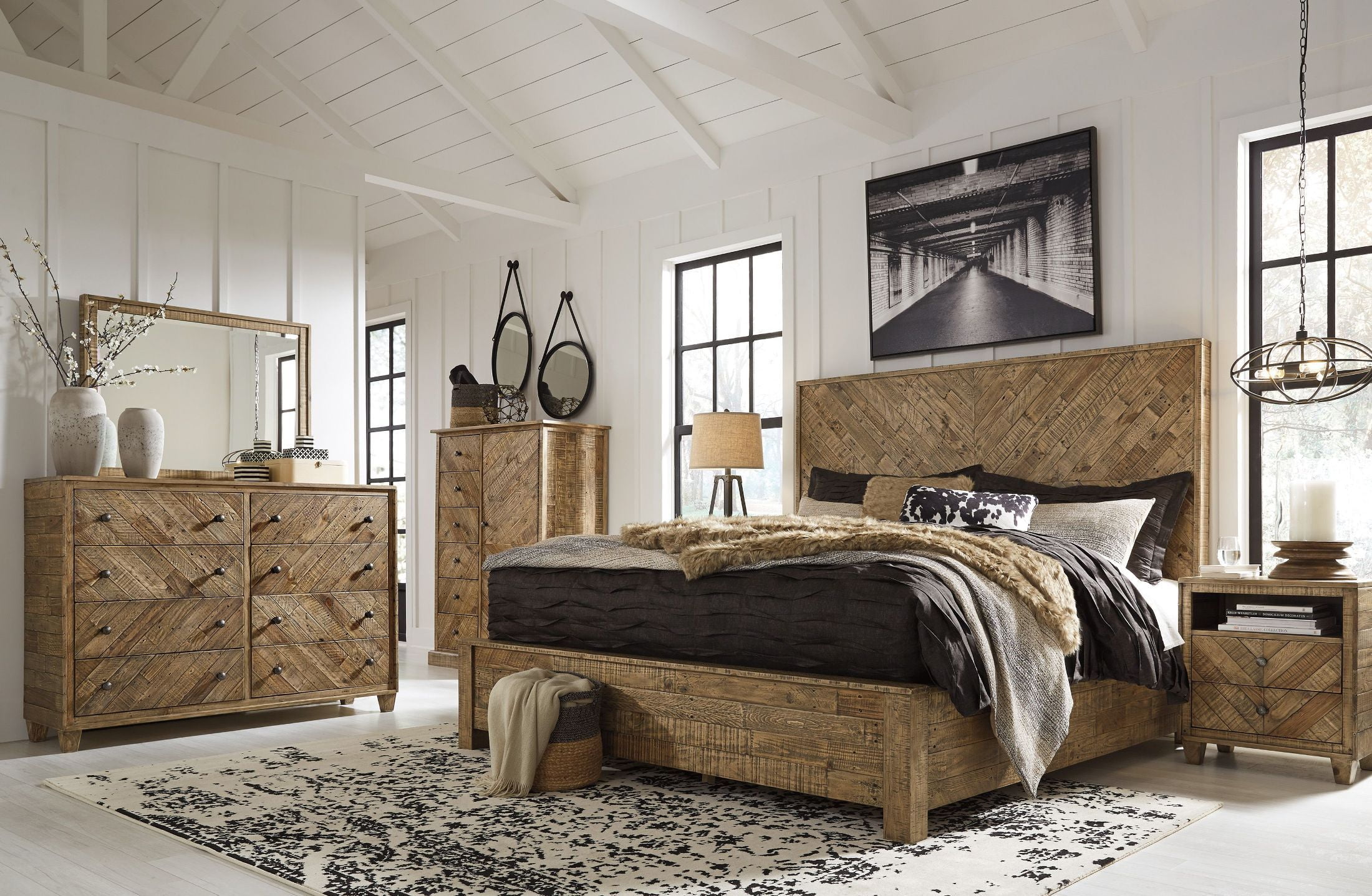 Higgenton Light Brown Platform Bedroom Set