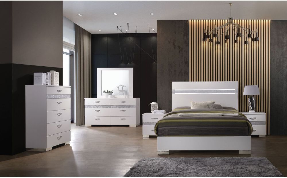 white gloss queen bed