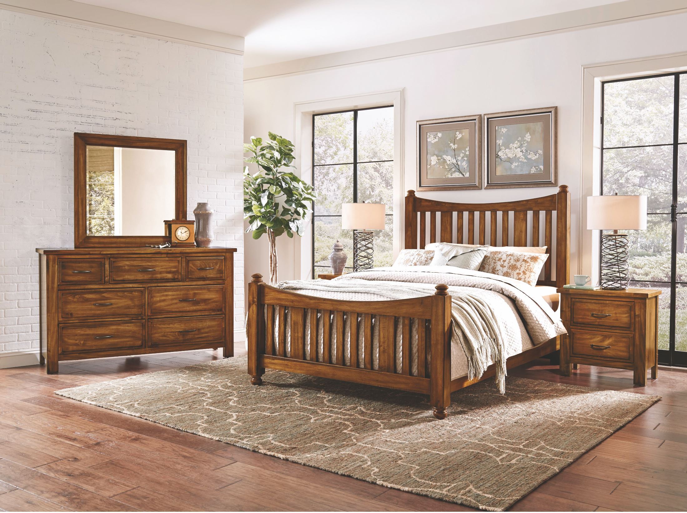 Maple Road Antique Amish Poster Bedroom Set