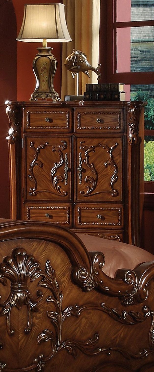 Dresden Cherry Oak Upholstered Panel Bedroom Set