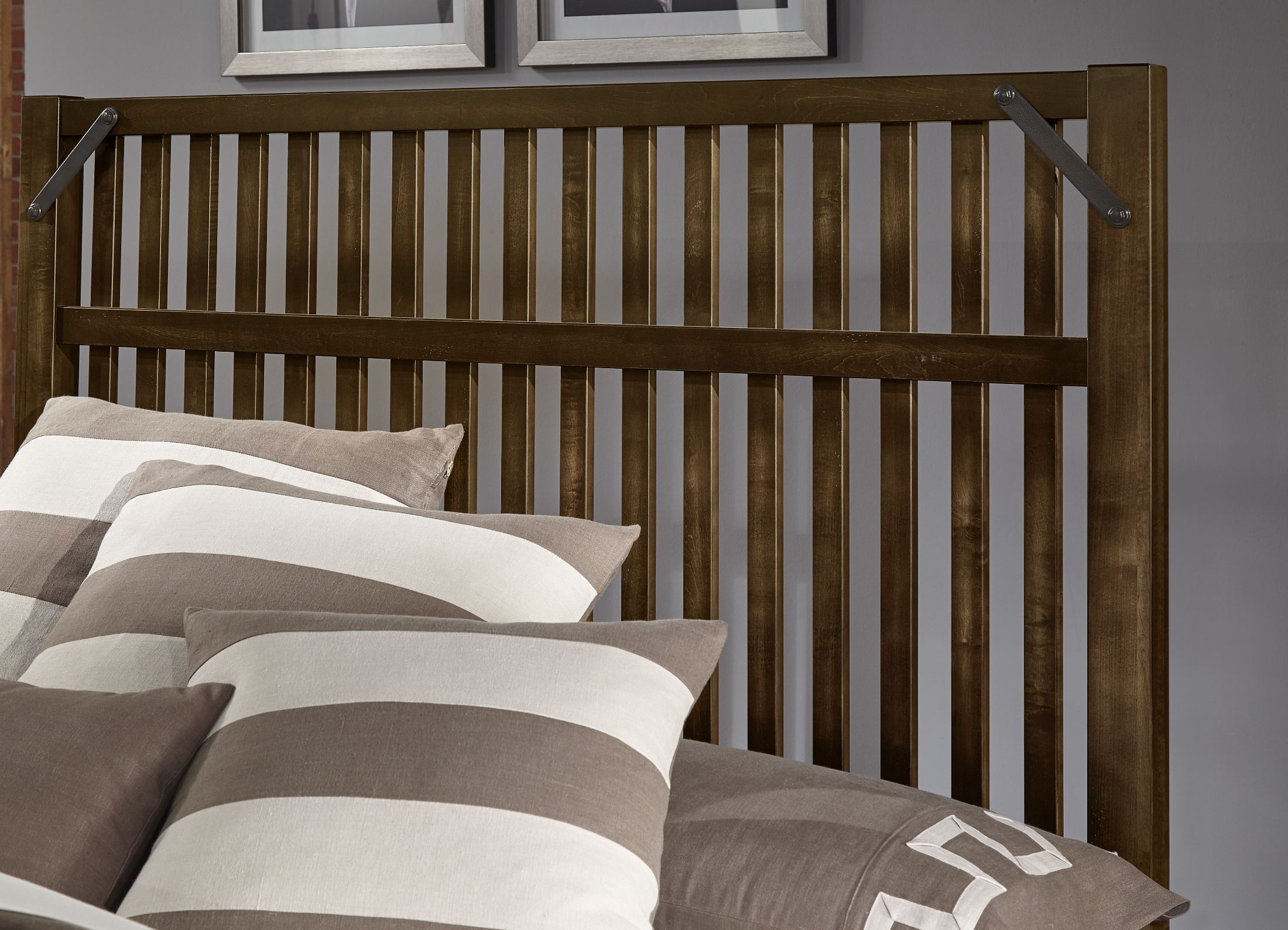 Sedgwick Classic Dark Maple Elevator Bedroom Set