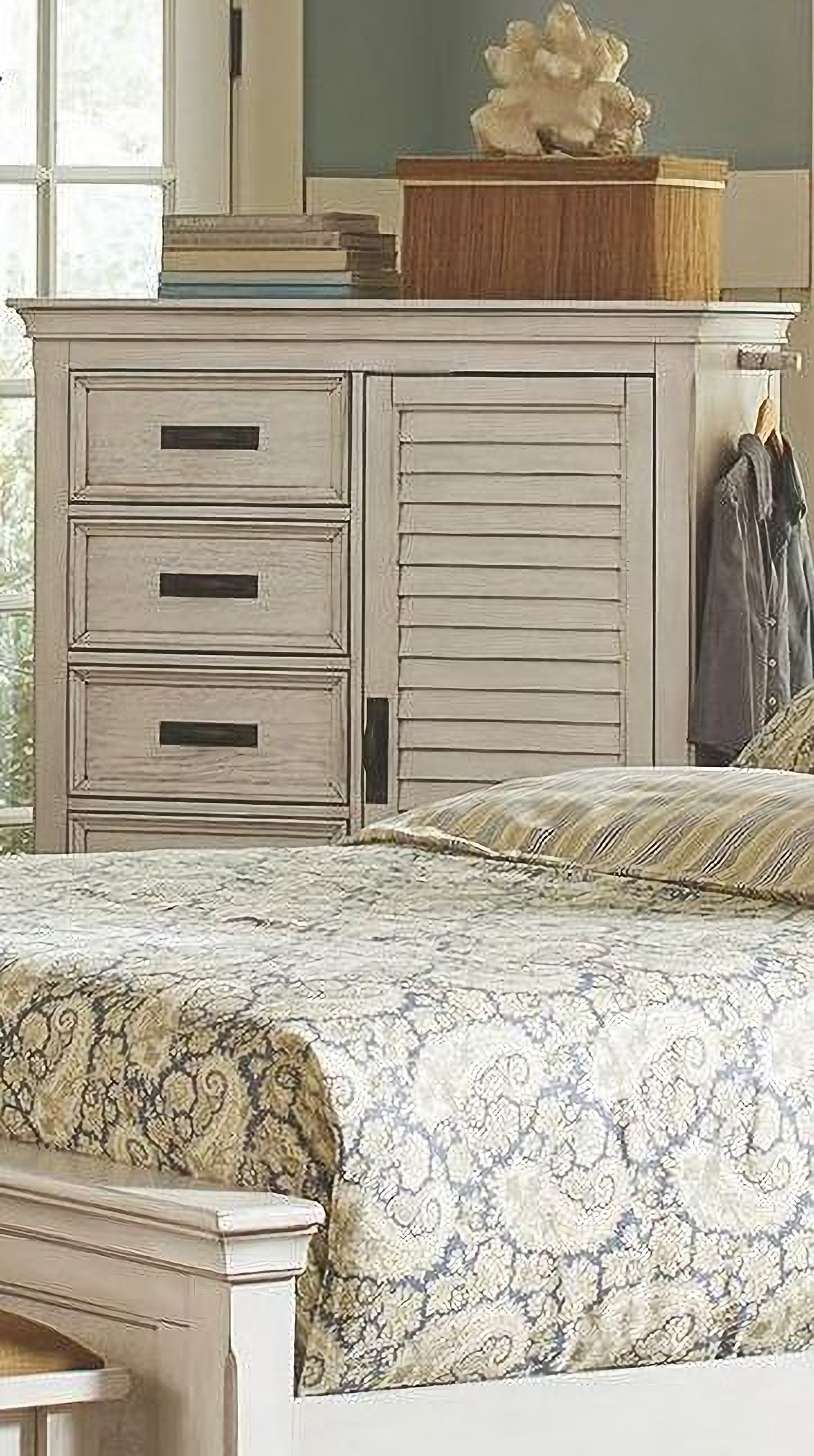 Liza Antique White Panel Bedroom Set 1stopbedrooms Liza Antique White Panel Bedroom Set