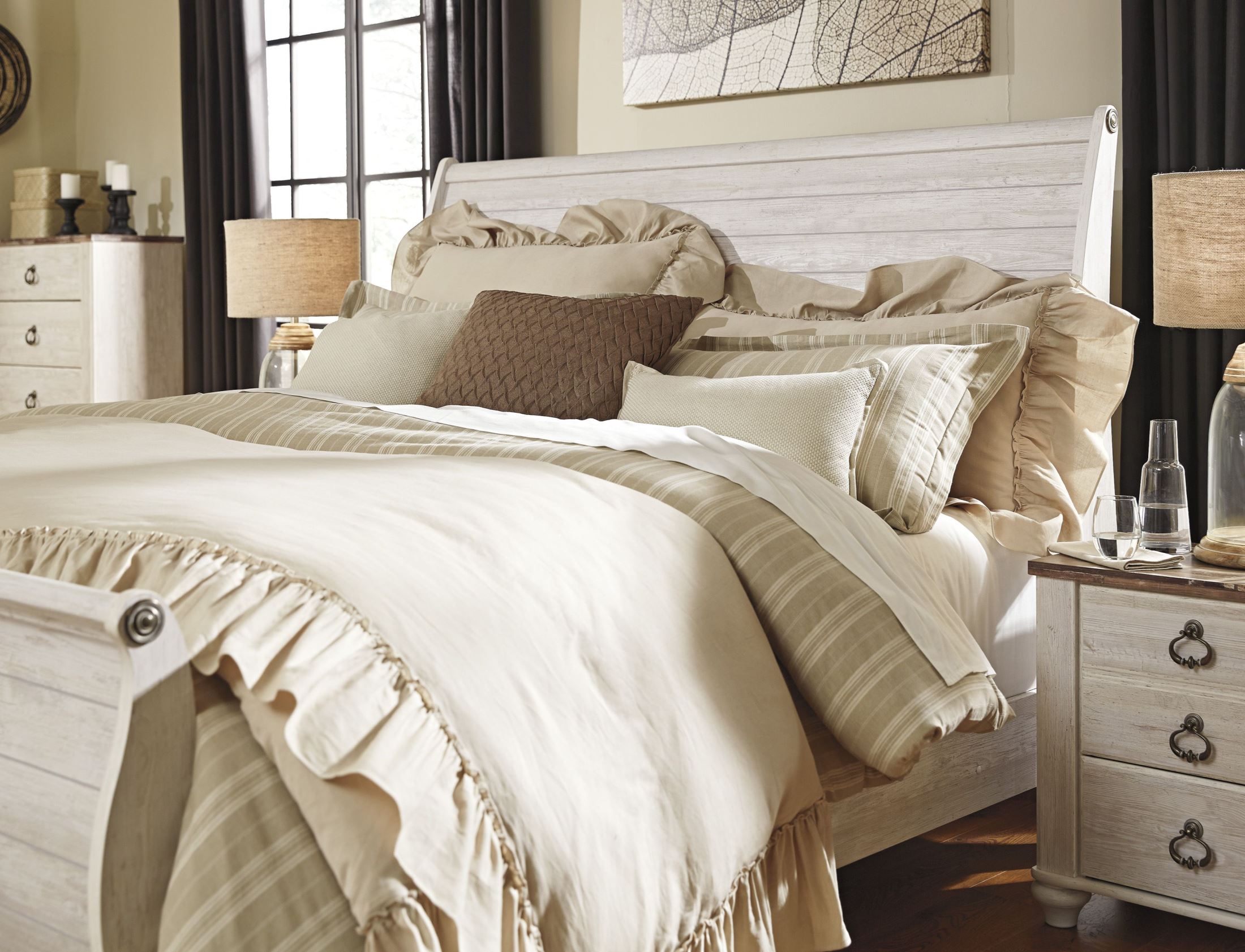 Willowton Whitewash Sleigh Bedroom Set 1stopbedrooms
