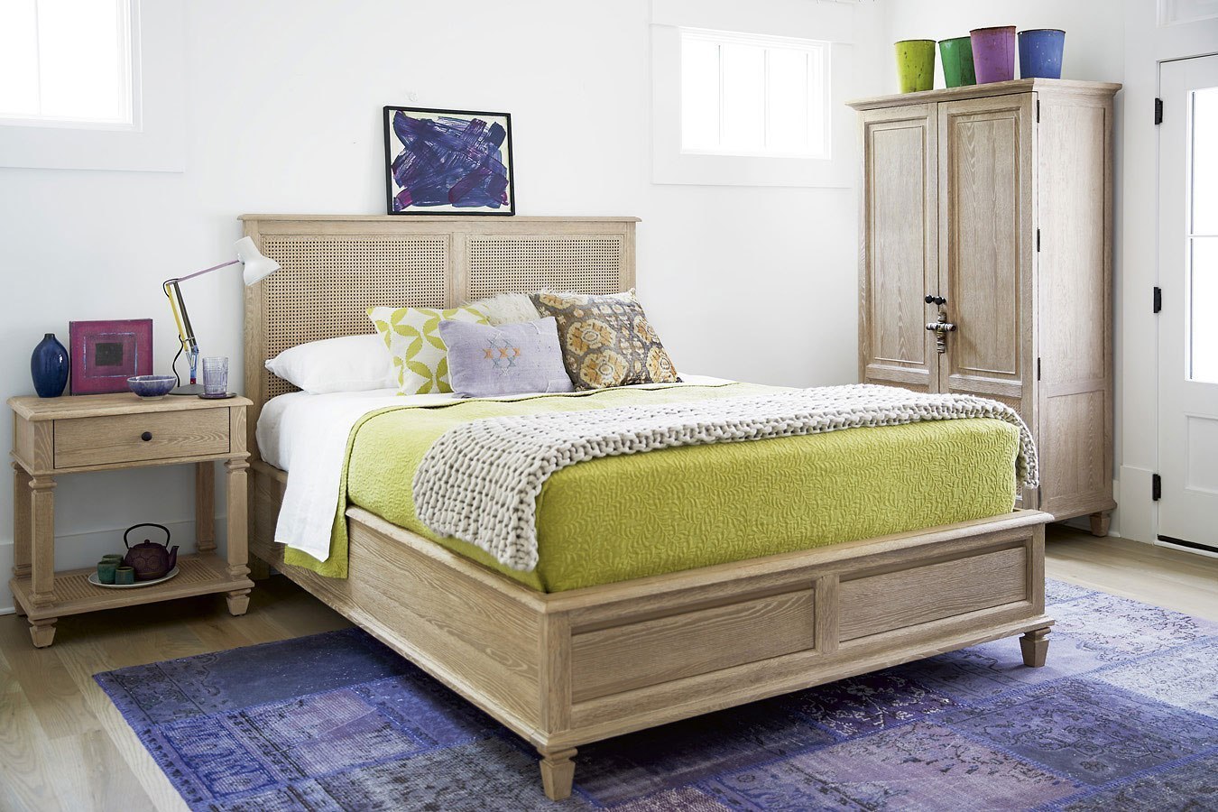 Aiden Oatmeal Storage Platform Bedroom Set 1stopbedrooms