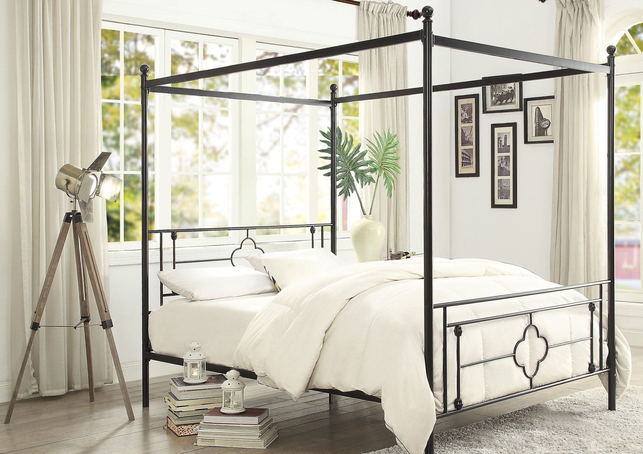Homelegance Hosta Black Queen Metal Canopy Bed Collection 5 Hosta Black Queen Metal Canopy Bed Main Image