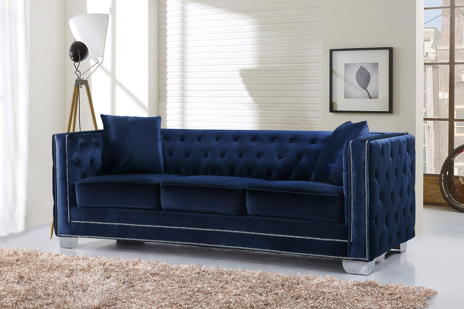 Meridian Reese Velvet Sofa In Navy 648navy S