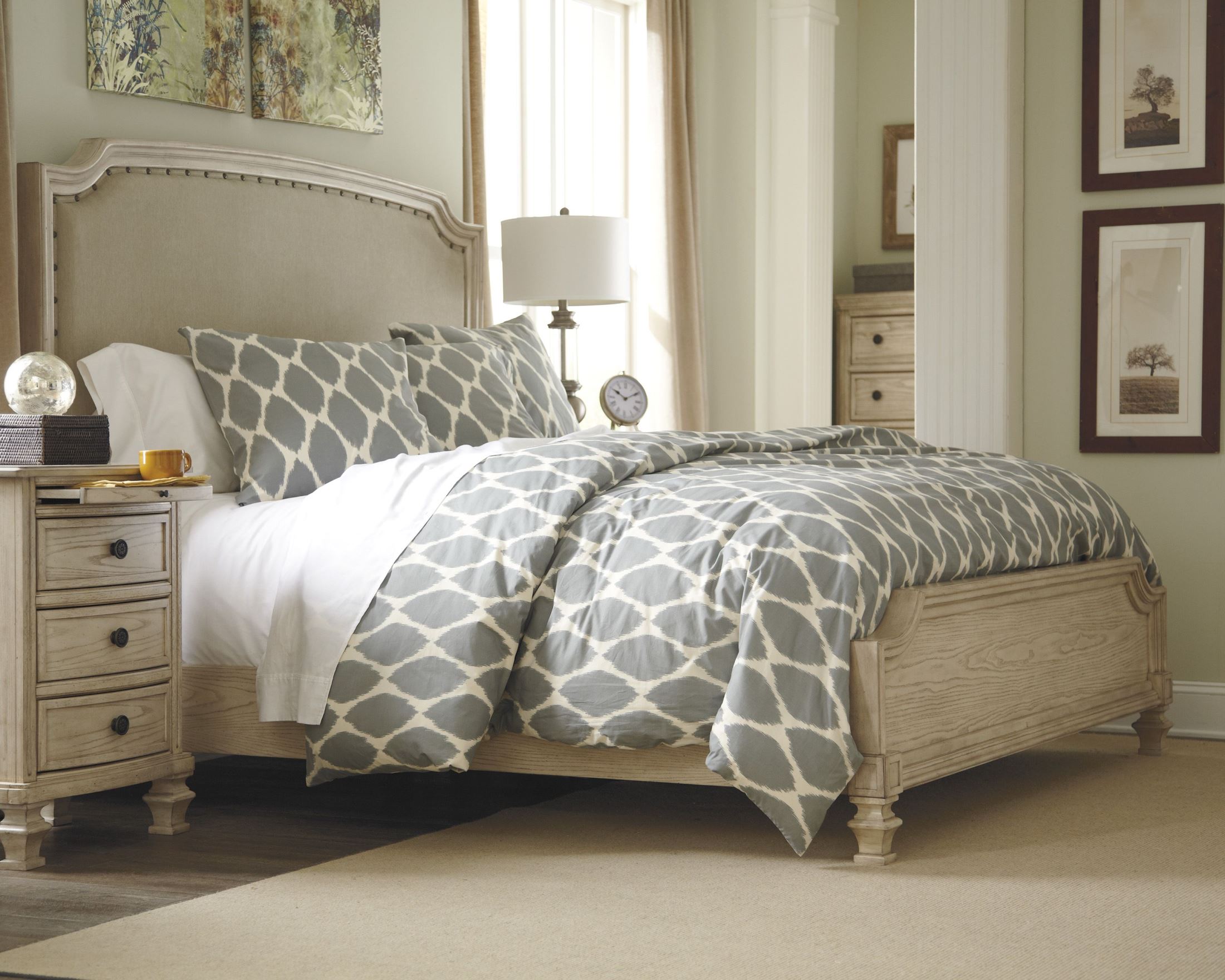Signature Design By Ashley Demarlos King Upholstered Panel Bed Demarlos King Upholstered Panel Bed