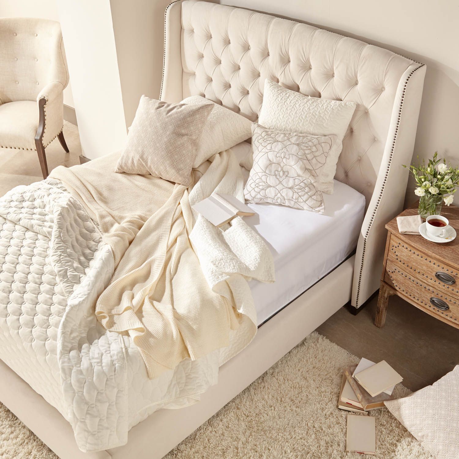 Orient Express Sloan Cream Velvet Cal King Platform Bed Sloan Cream Velvet Cal King Platform Bed