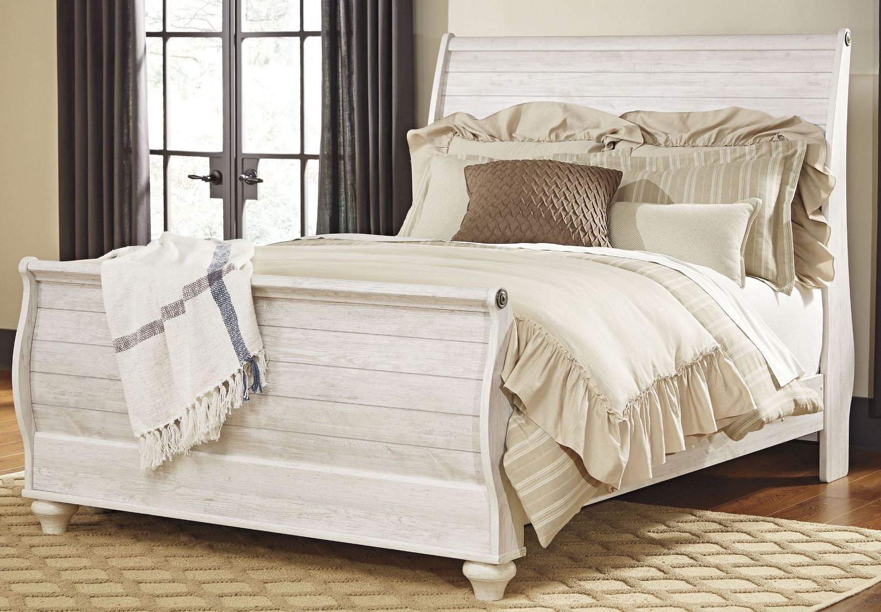 Willowton Whitewash Queen Sleigh Bed 1stopbedrooms