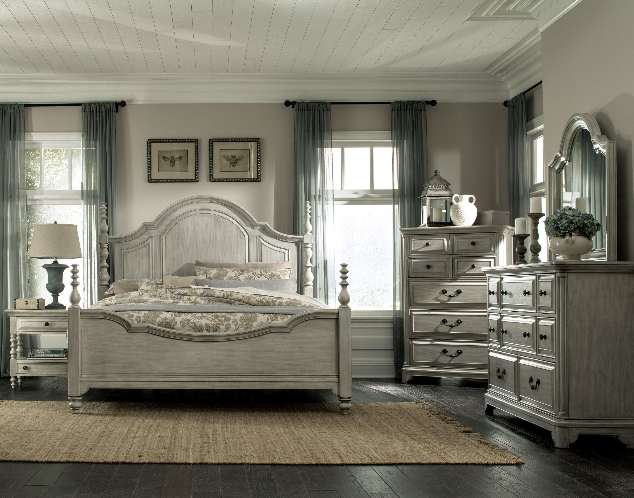 Windsor Lane Weathered Grey Wood Drawer Dresser ...
