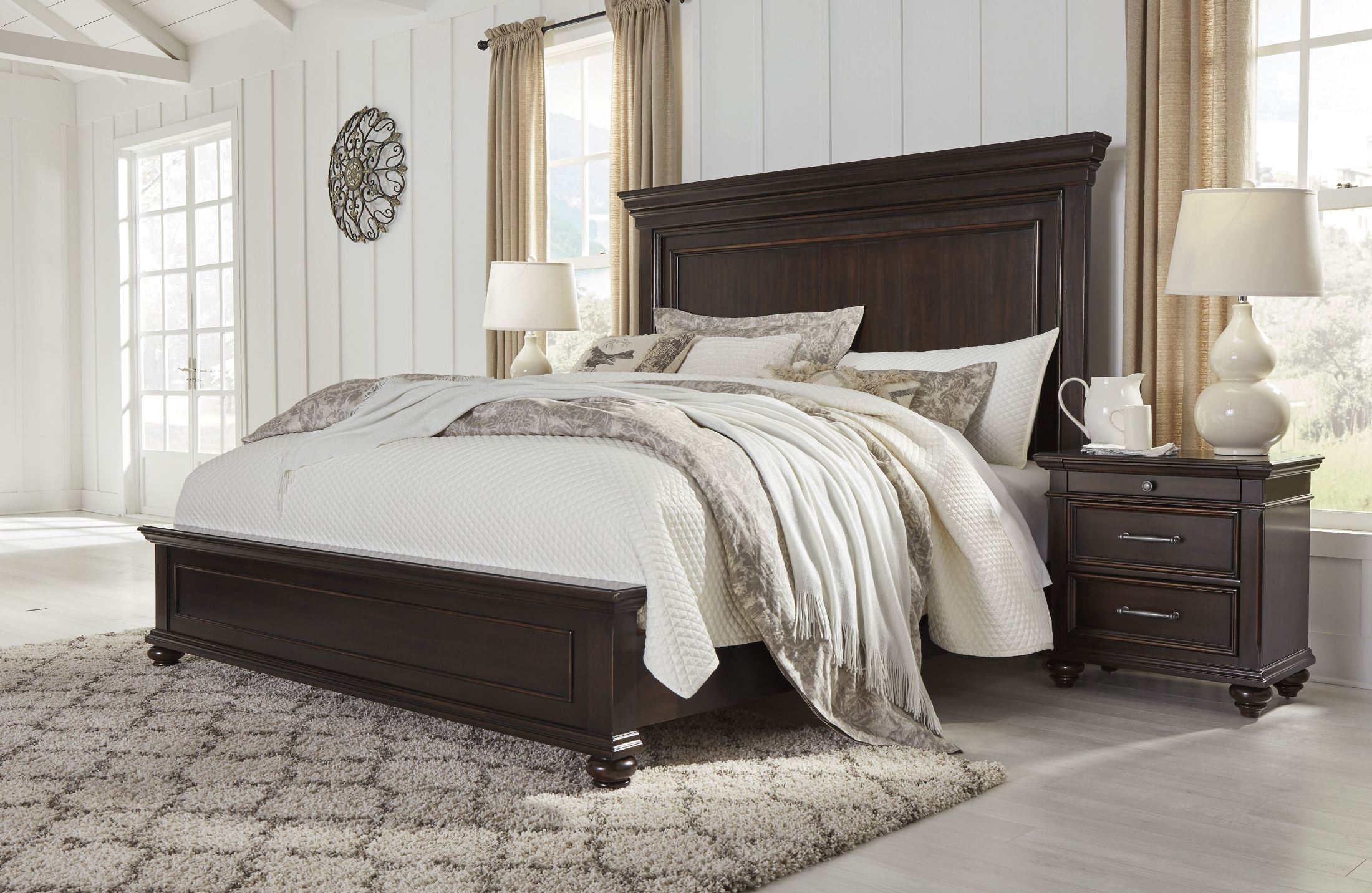 Brynhurst Dark Brown King Storage Panel Bed - 1StopBedrooms.