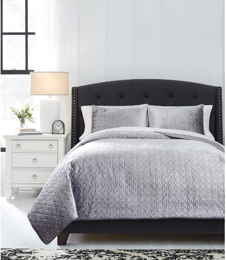 Maryam Gray Queen Coverlet Set - 1StopBedrooms.