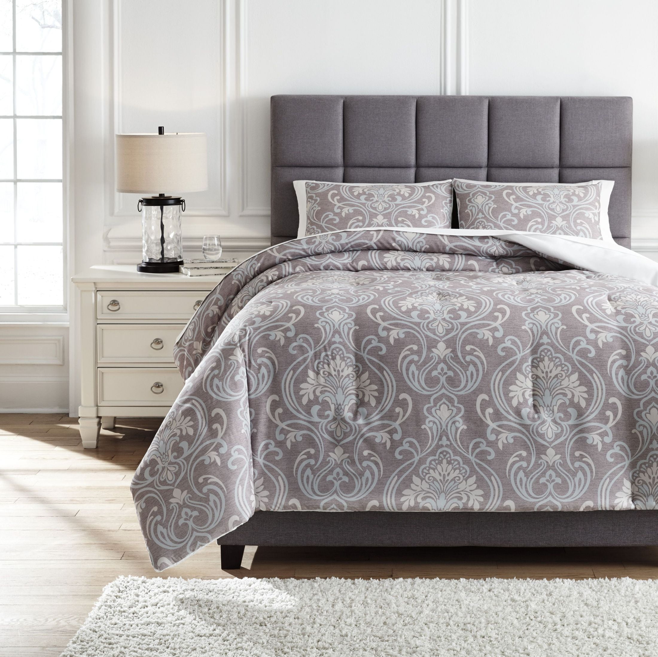 Noel Gray and Tan King Comforter Set 