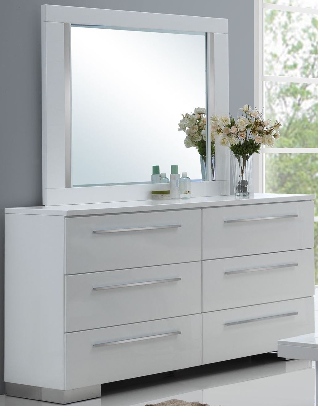 Sapphire High Gloss White Laminate Dresser 1stopbedrooms