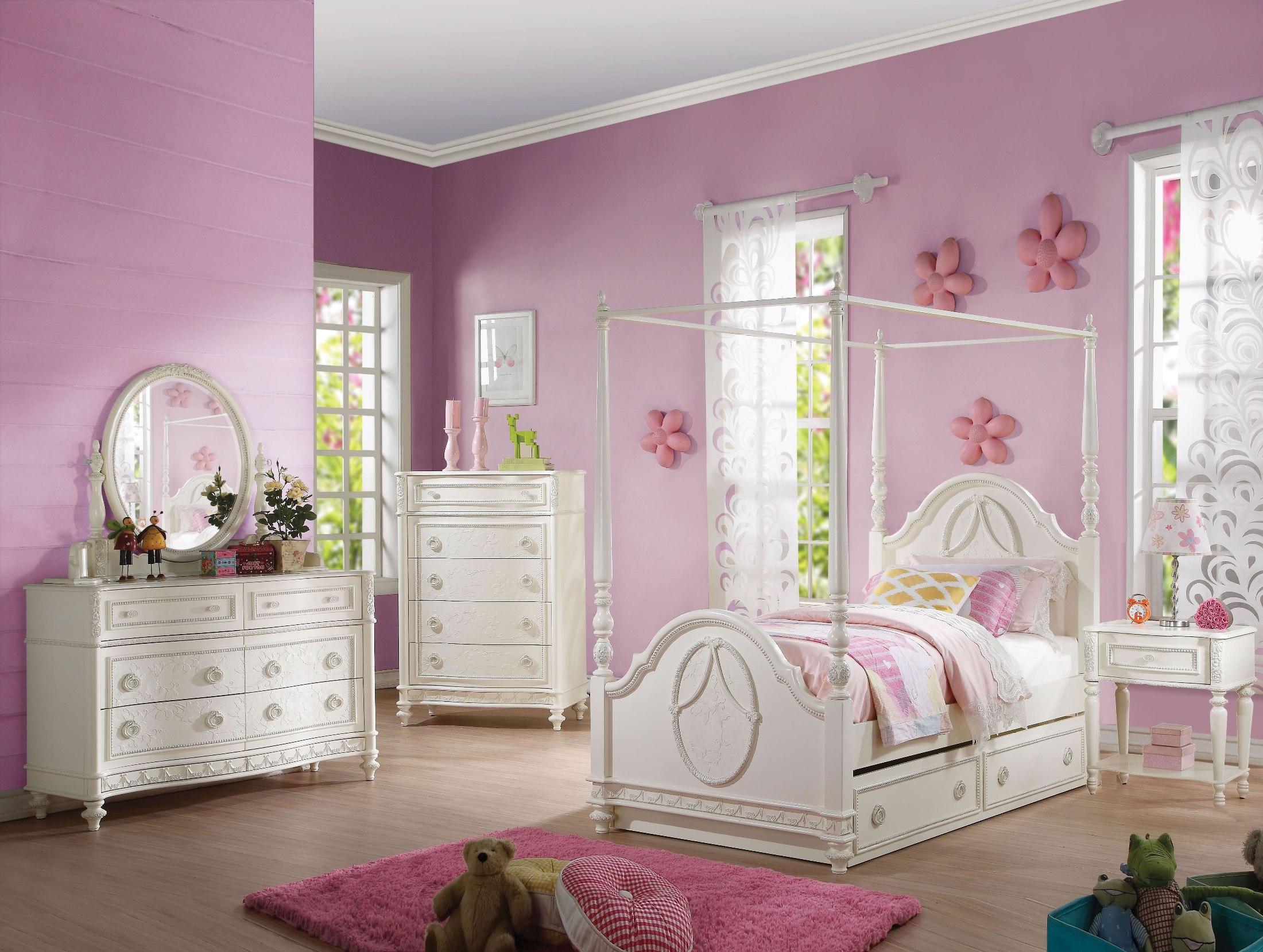 Dorothy Ivory Youth Canopy Bedroom Set