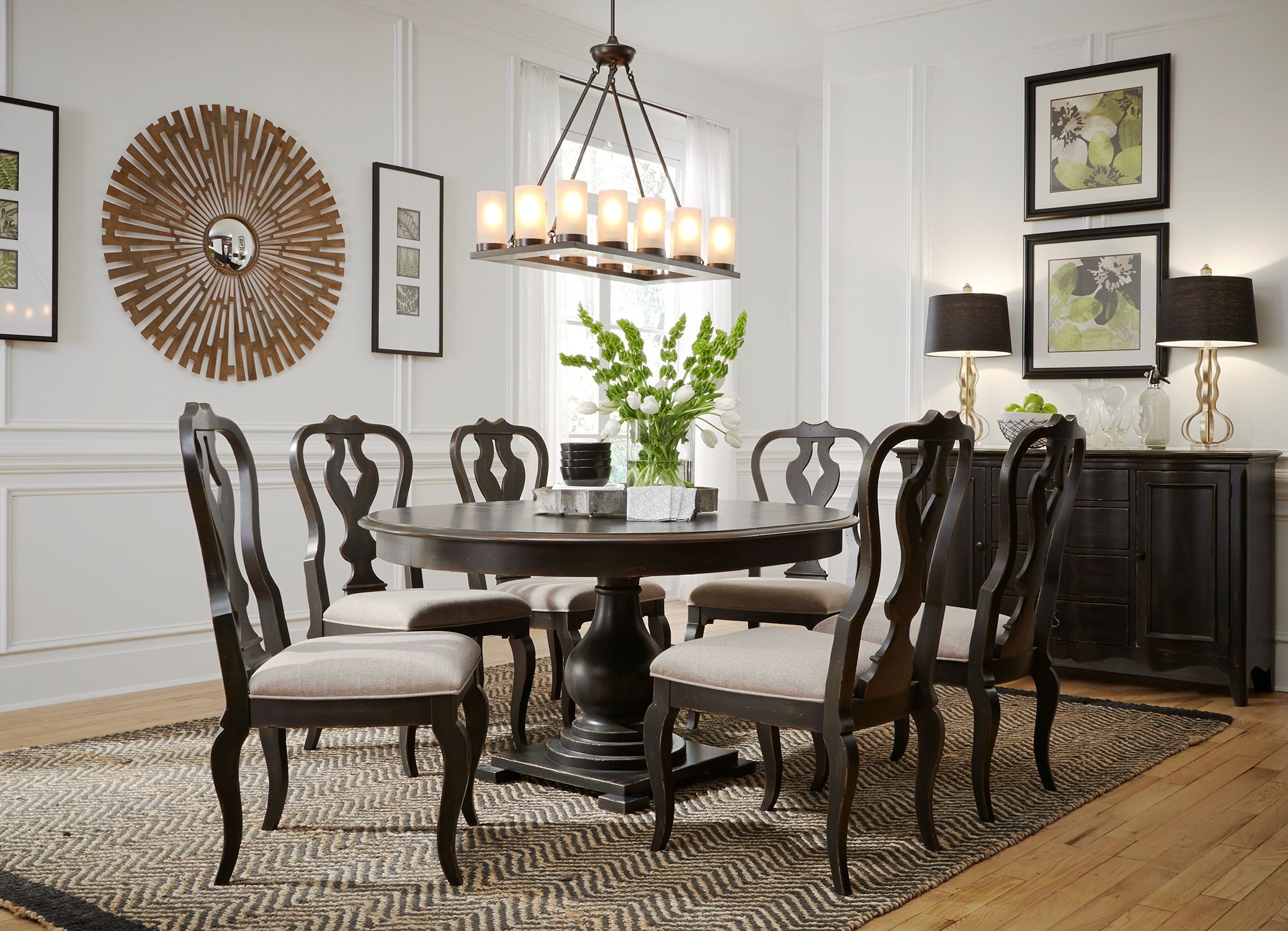 Chesapeake Antique Black Extendable Round Dining Table ...