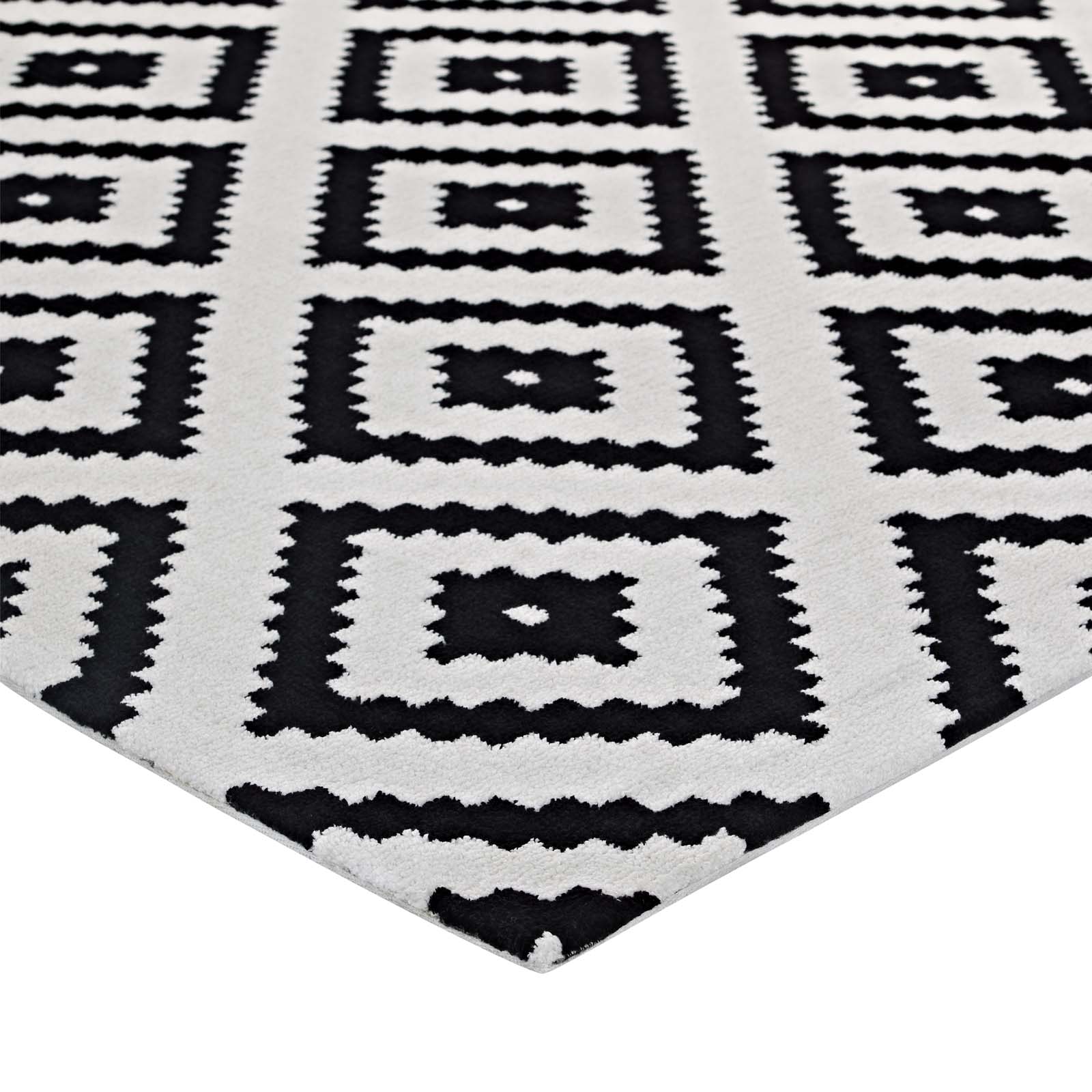 Alika Black And White Abstract Diamond Trellis 8x10 Area Rug R