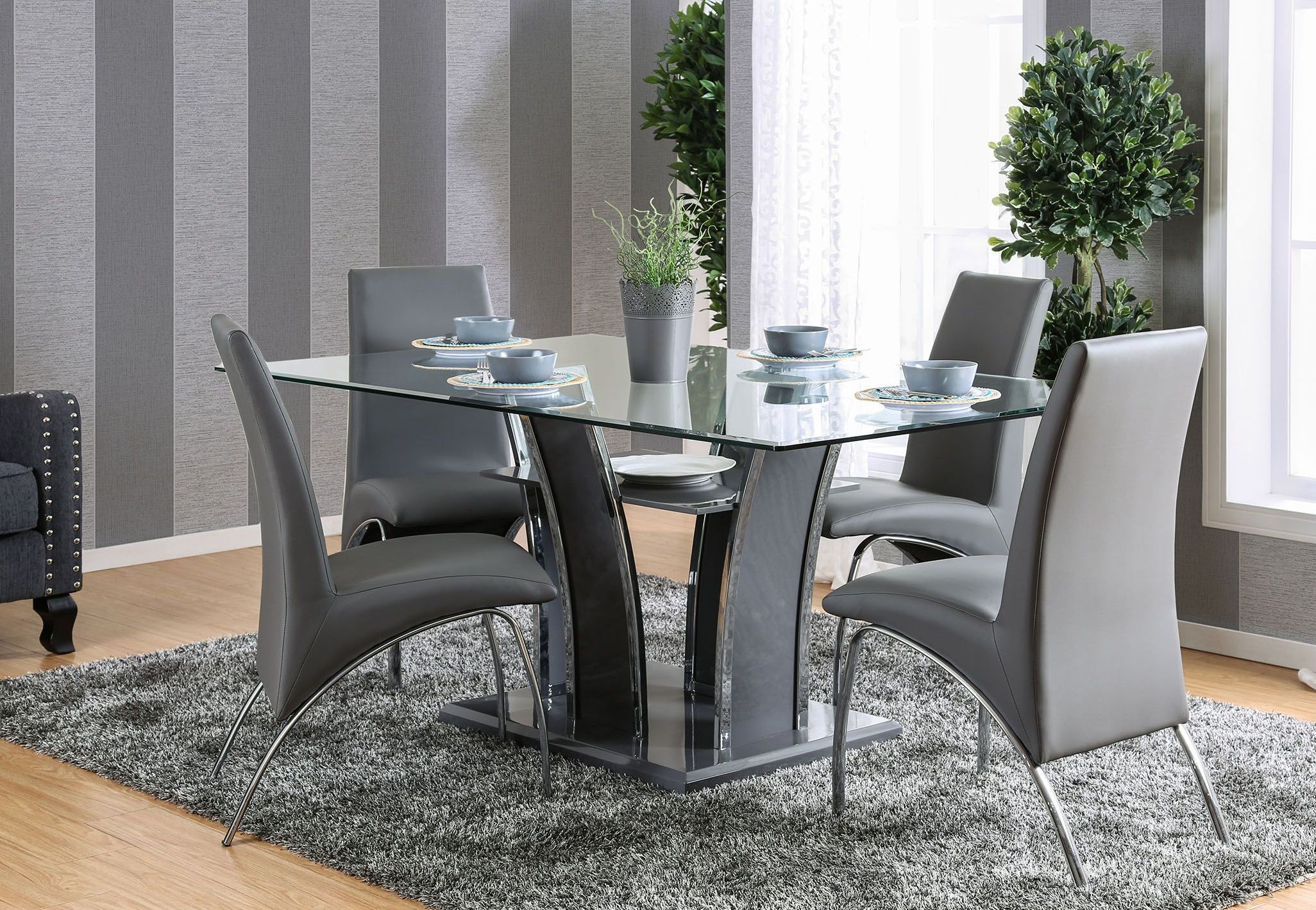 White And Gray Dining Room Table - Benjamin Moore Galveston Gray dining