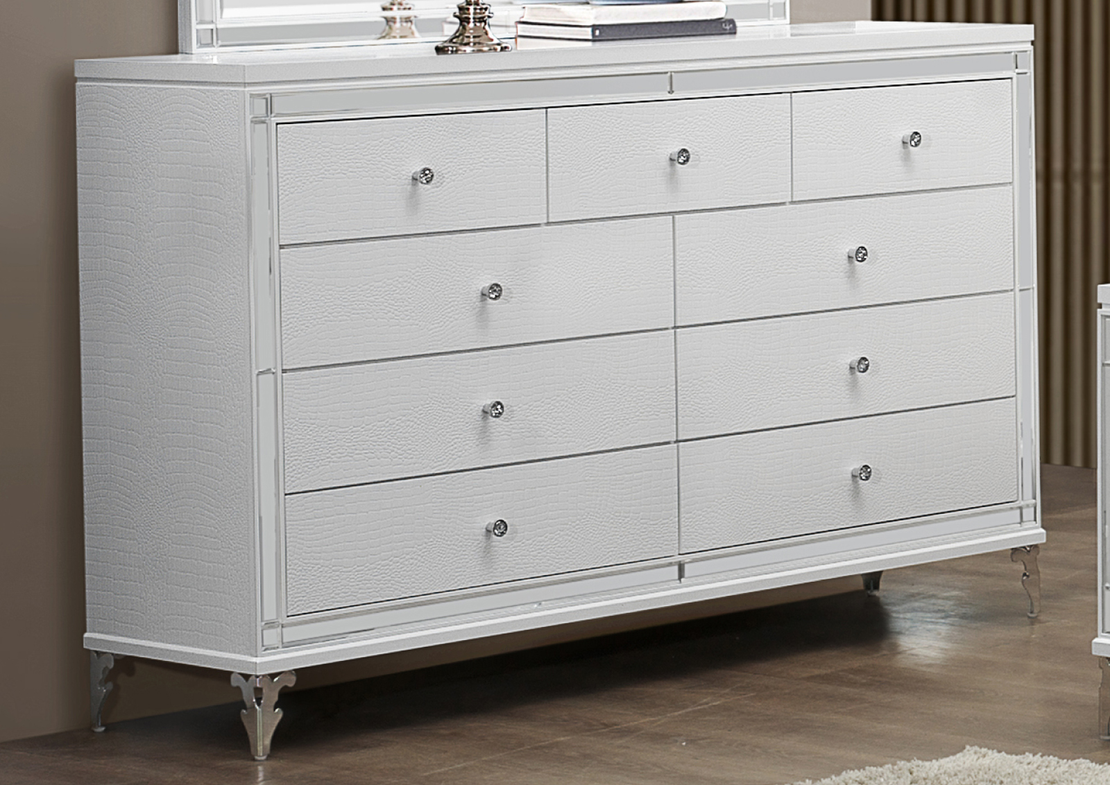 Global Furniture Catalina 9 Drawer Dresser In Metallic White Global Furniture Catalina 9 Drawer Dresser In Metallic White
