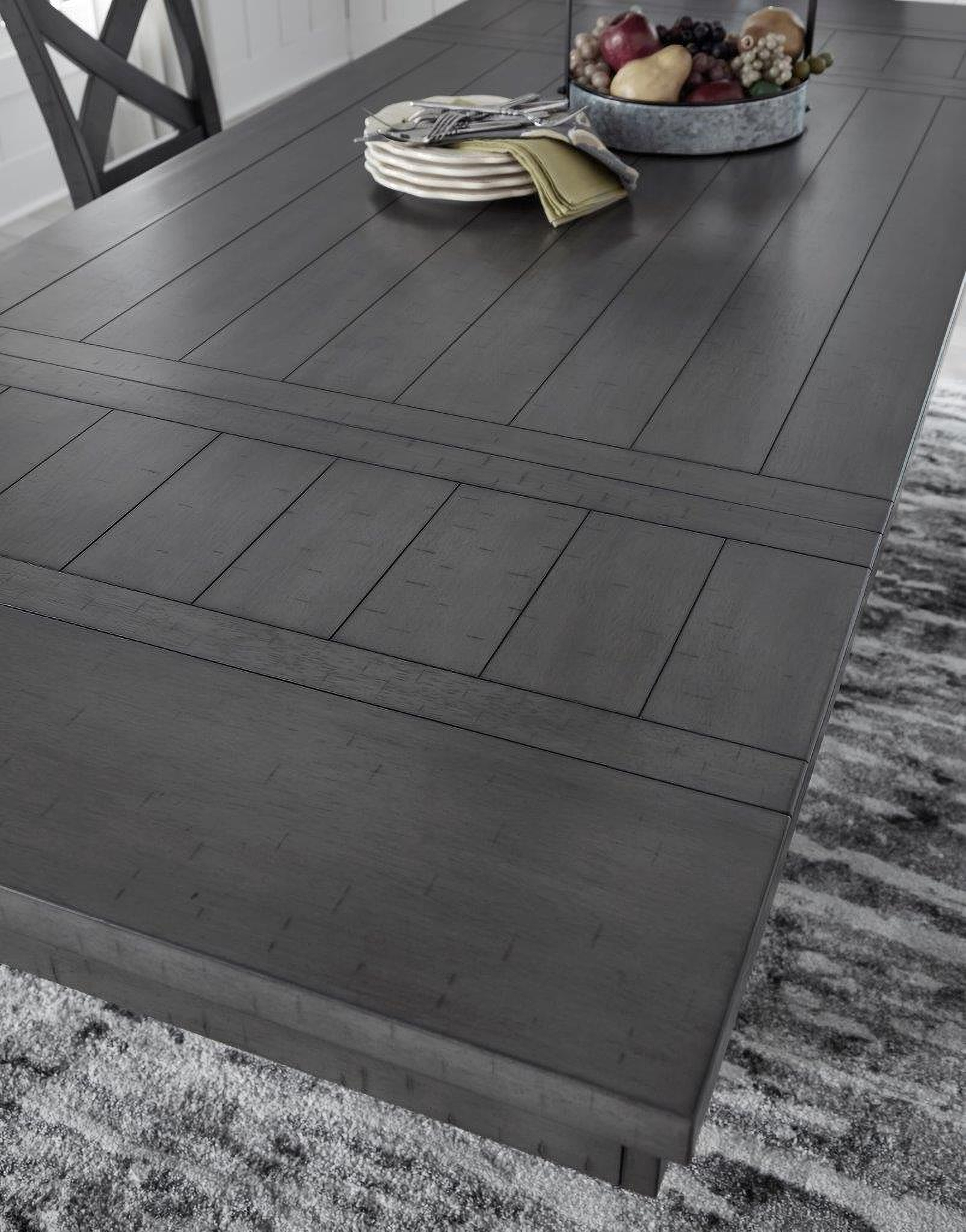 Myshanna Gray Rectangular Extendable Counter Height Dining Room Set