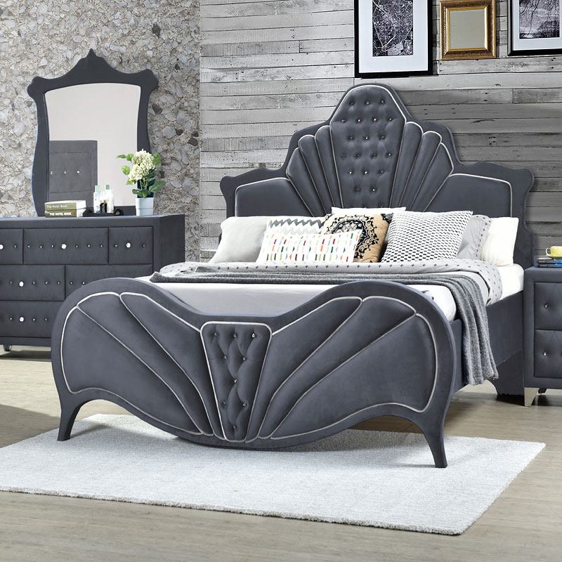 Acme Furniture Chelsie Gray Fabric and Black Queen Platform Bed