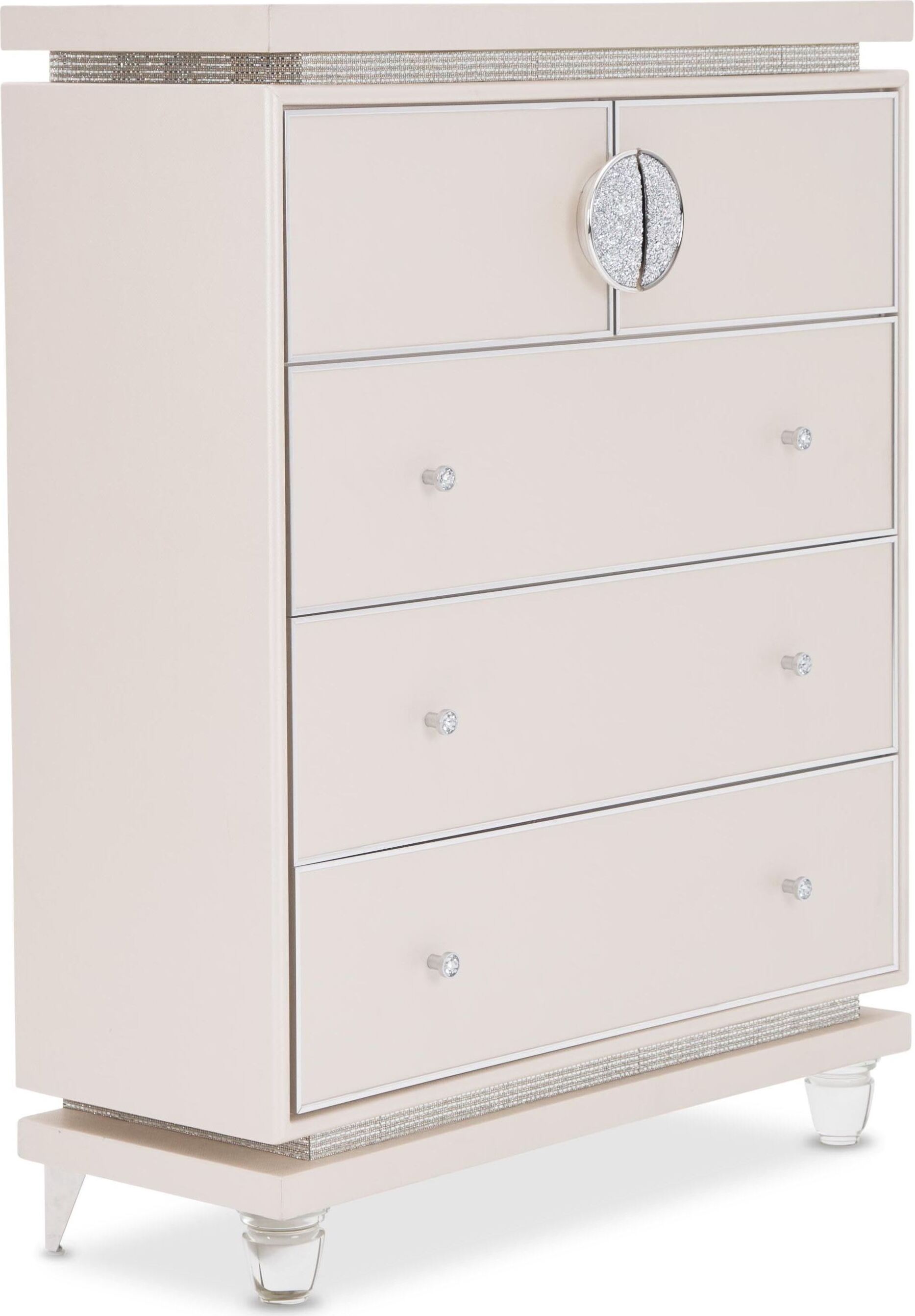 Glimmering Heights Ivory 5 Drawer Chest 9011070-111 - 1StopBedrooms