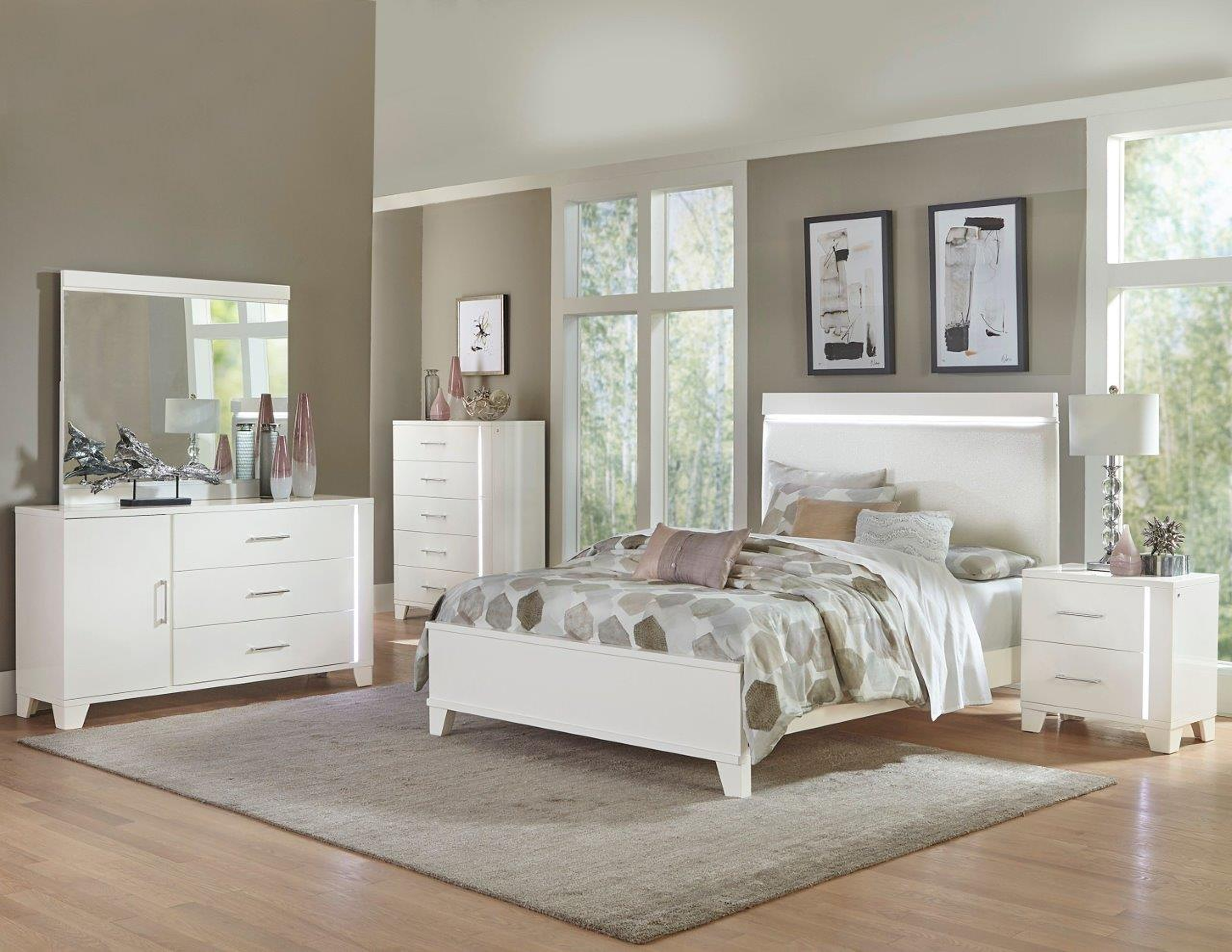 Coaster Home Furnishings Bedroom Furniture Set, Glossy White, King