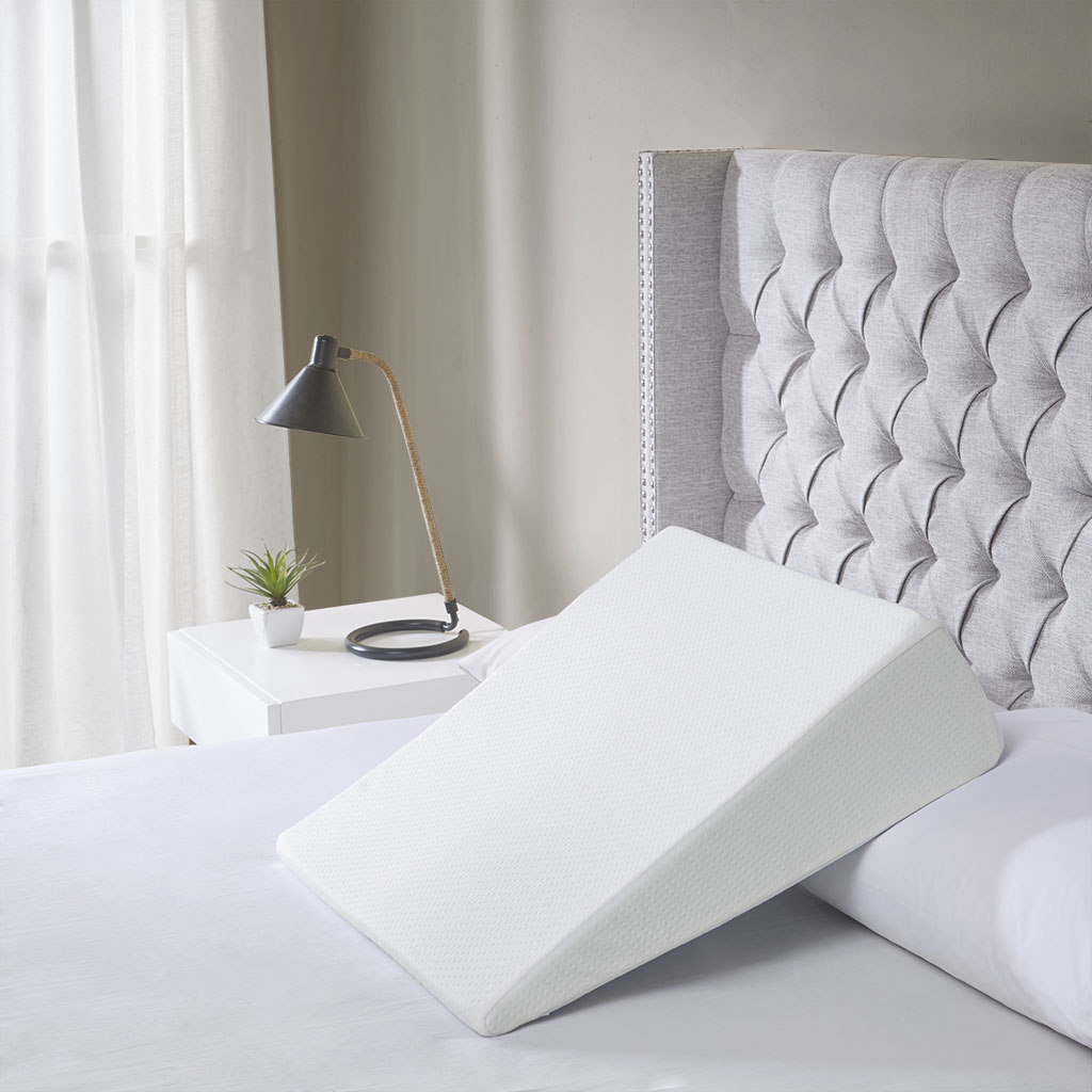 https://cdn.1stopbedrooms.com/media/catalog/product/m/e/memory-foam-wedge-pillow-with-knit-cover-in-white_qb13368698_10.jpg