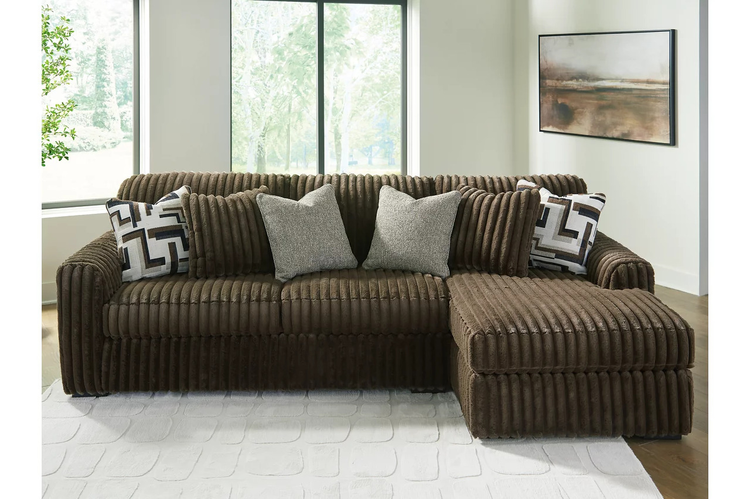 Midnight-Madness 2-Piece Sectional Sofa with Chaise In Chocolate