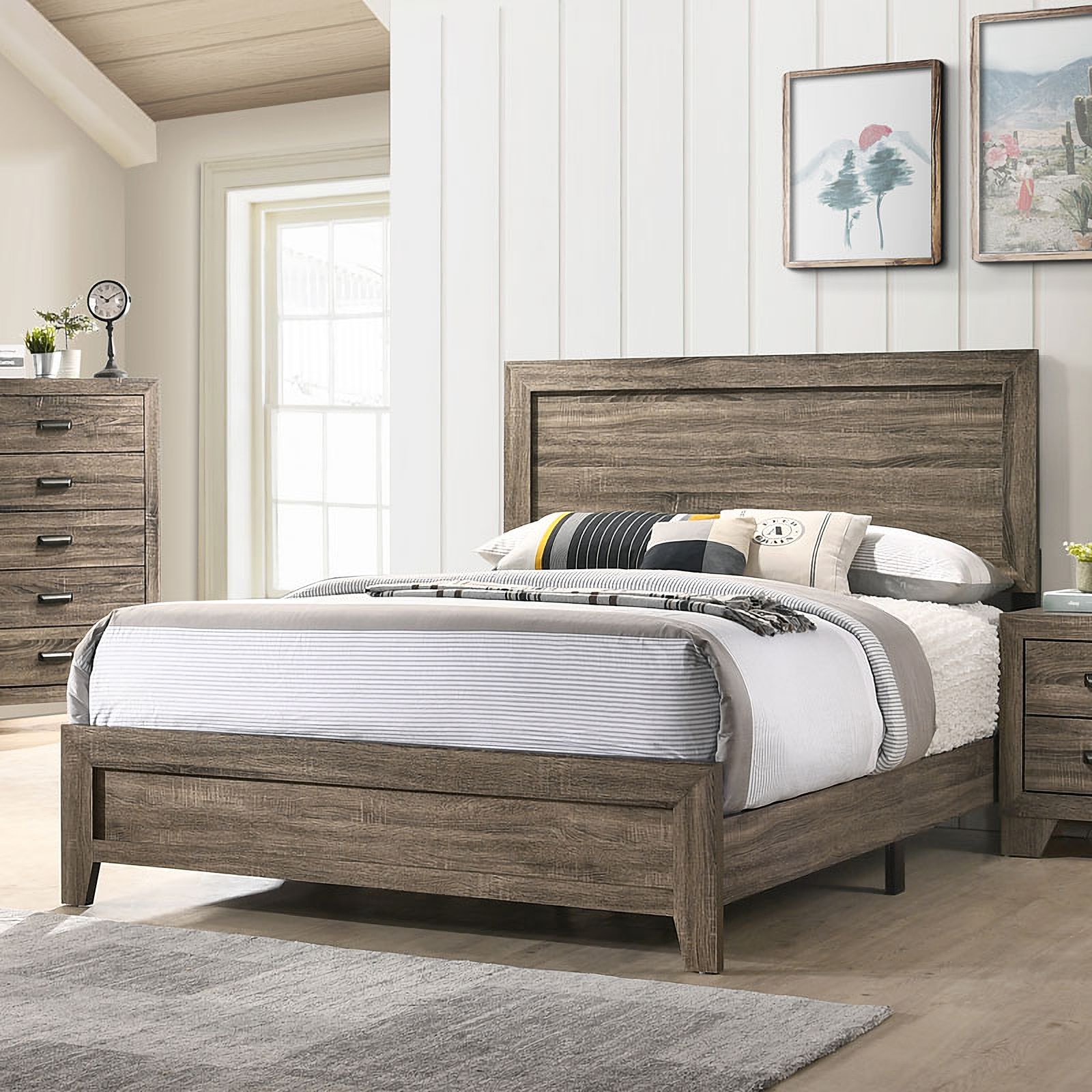 Millie Panel Bed (Grey) (King) by Crown Mark | 1StopBedrooms