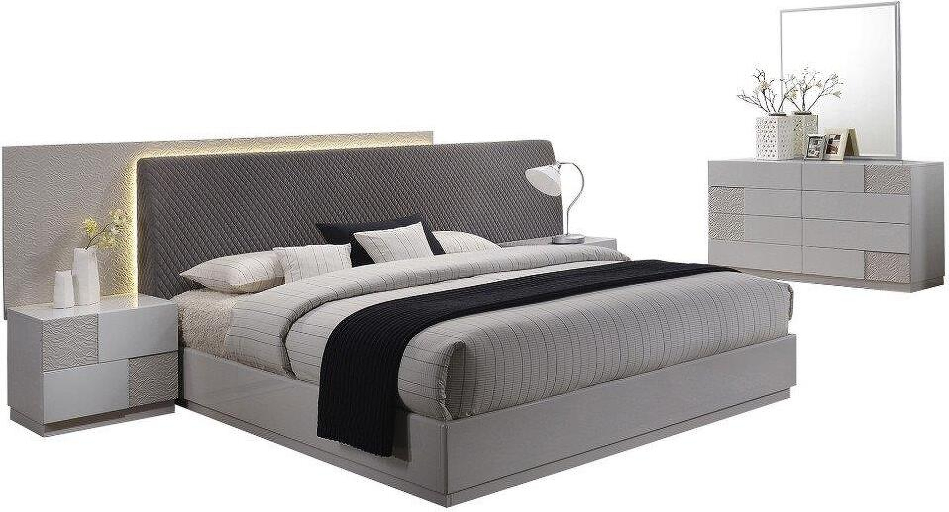 Naple 5 Piece Poplar Wood Eastern King Platform Bedroom Set Gray And ...