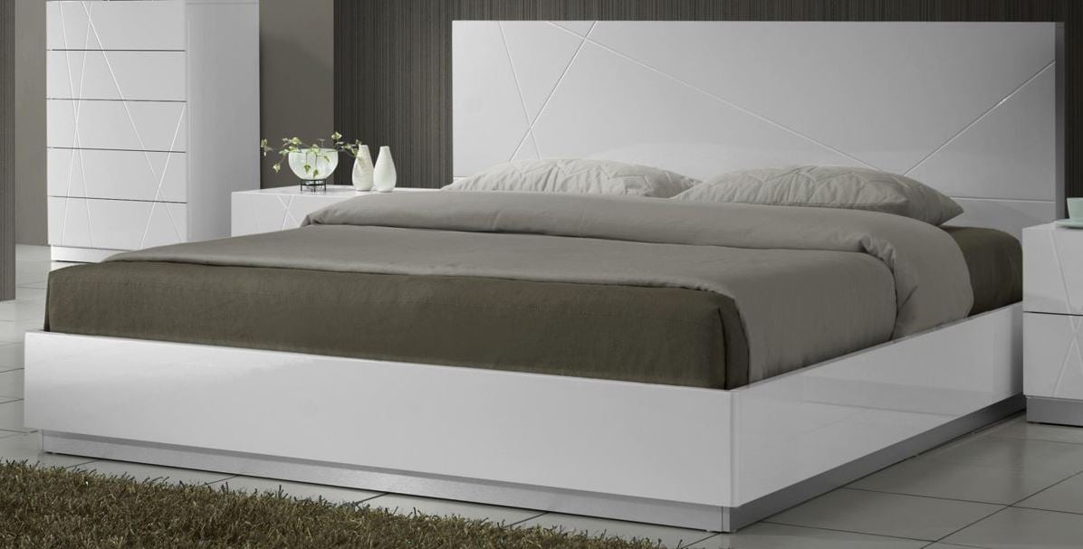 Naples white lacquer store platform bedroom set