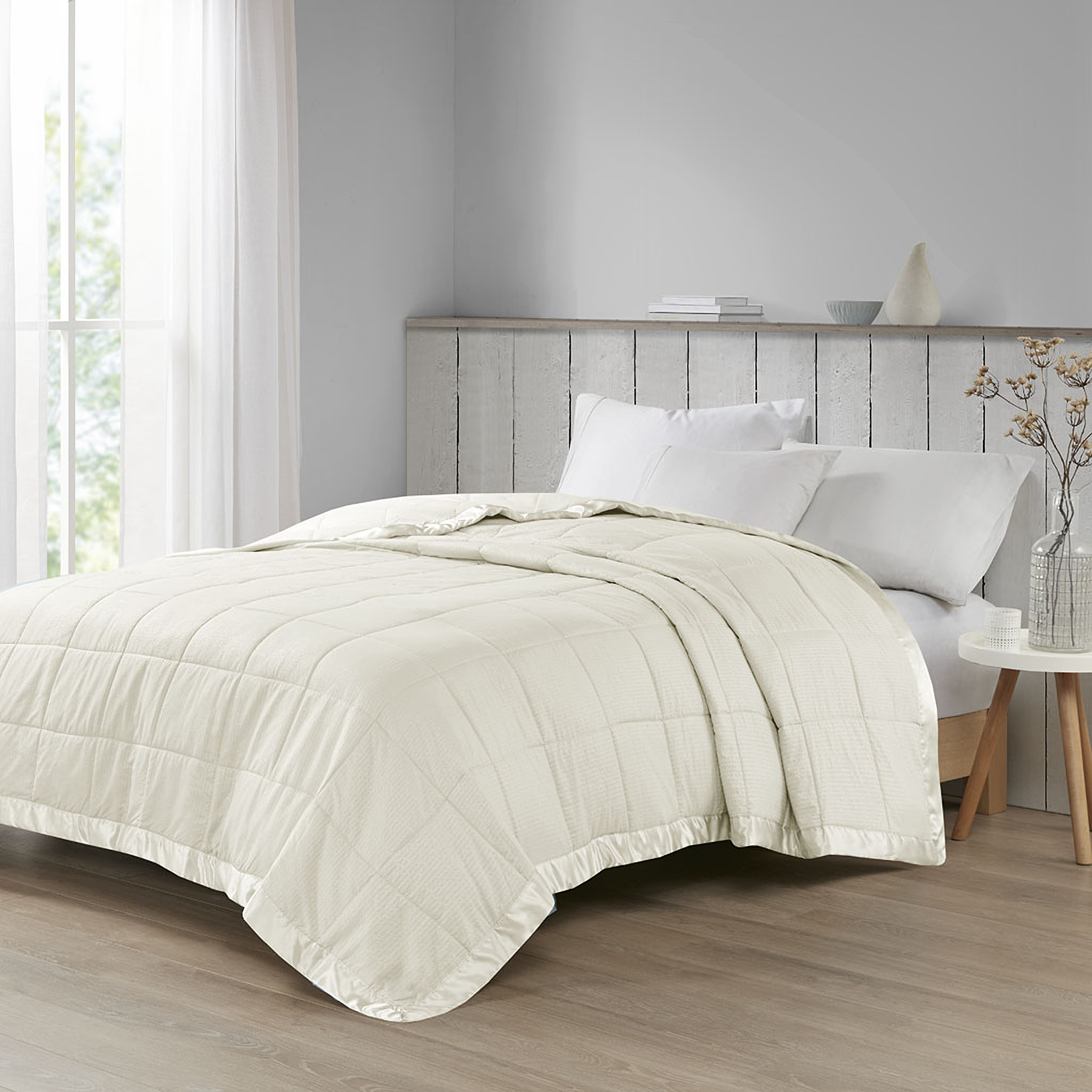 Ivory king online blanket