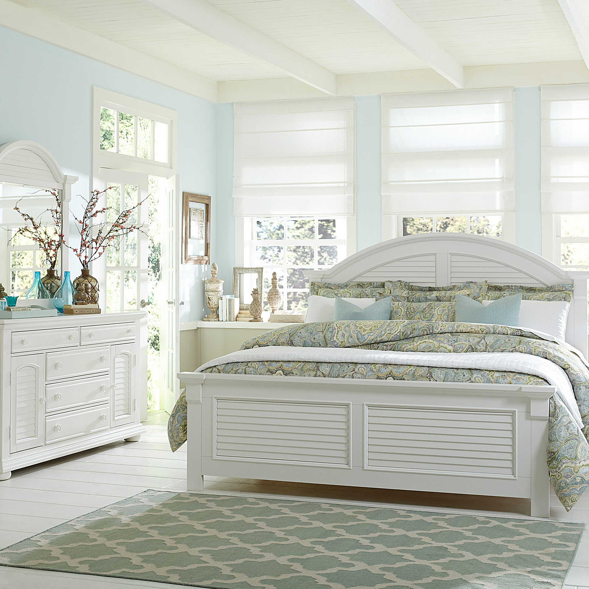 Broyhill white bedroom deals furniture