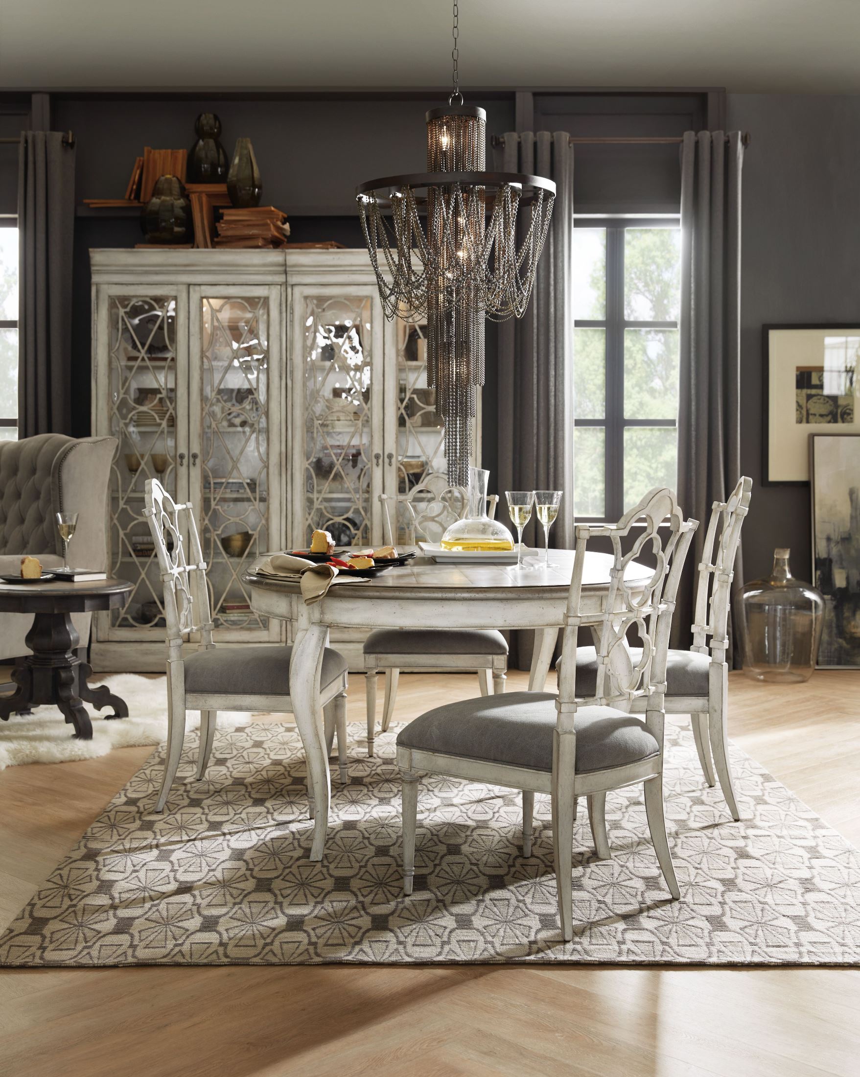 Arabella White 48 Round Extendable Leg Dining Room Set Arabella White 48 Round Extendable Leg Dining Room Set