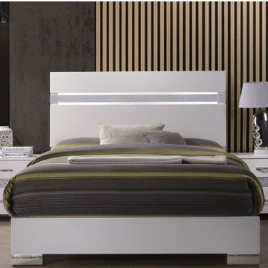 Naima Ii White High Gloss King Platform Bed
