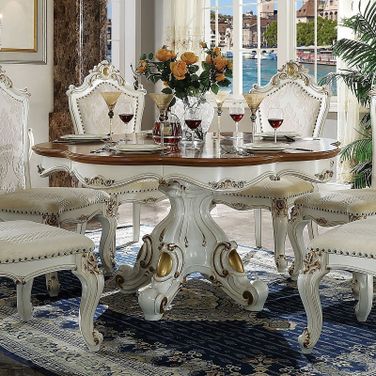 Picardy Round Dining Table