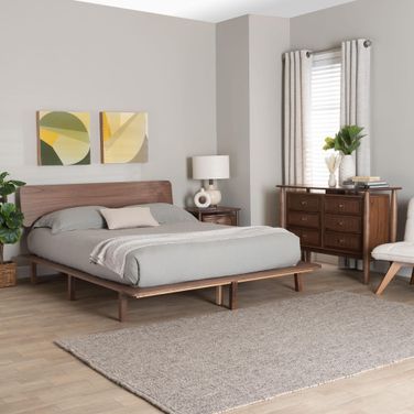 Alyssa Wood King Size 3-Piece Bedroom Set In Walnut Brown