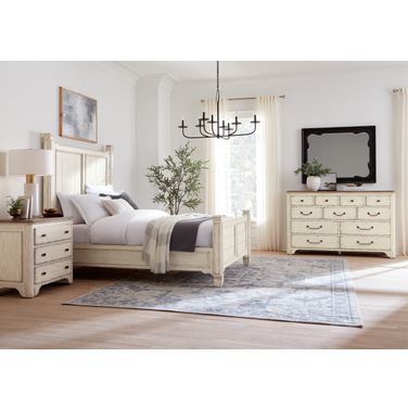 Americana Panel Bedroom Set In White