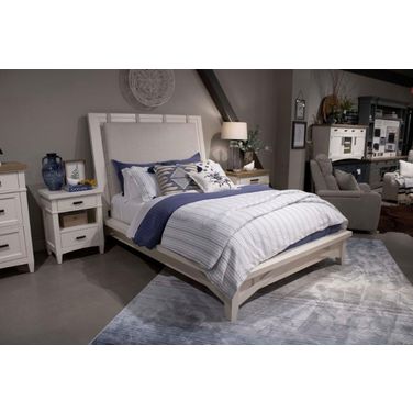 Americana Shelter Bedroom Set In Cotton