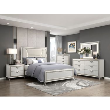 Audra Panel Bedroom Set In Gold and Champagne