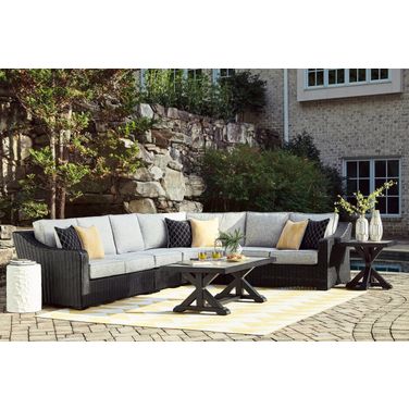 Beachcroft 4-Piece Outdoor Sectional In Black/Light Gray